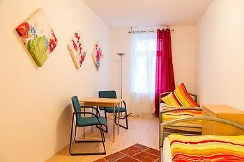 Ξενοδοχείο Zollikof Aparts - Sauna & Studioapartments Λειψία