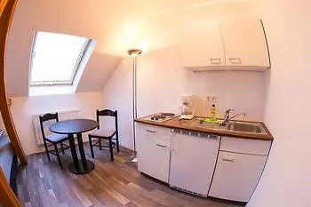 Ξενοδοχείο Zollikof Aparts - Sauna & Studioapartments