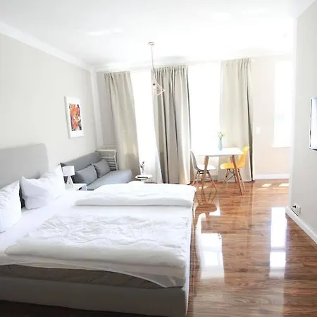 Zollikof Aparts - Sauna & Studioapartments 3* Λειψία
