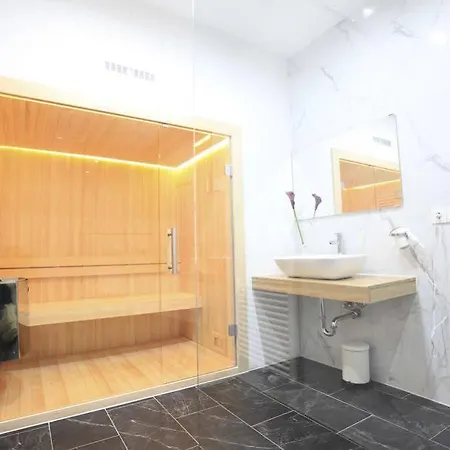 Zollikof Aparts - Sauna & Studioapartments Ξενοδοχείο Λειψία